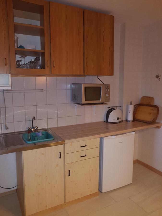 Pension Zum Weissen Hirsch Reitwein Buitenkant foto