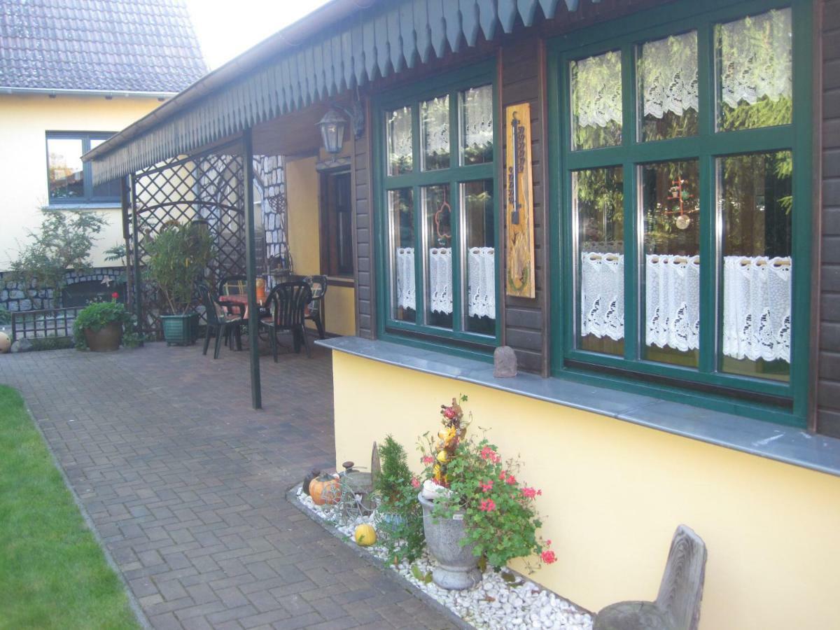 Pension Zum Weissen Hirsch Reitwein Buitenkant foto
