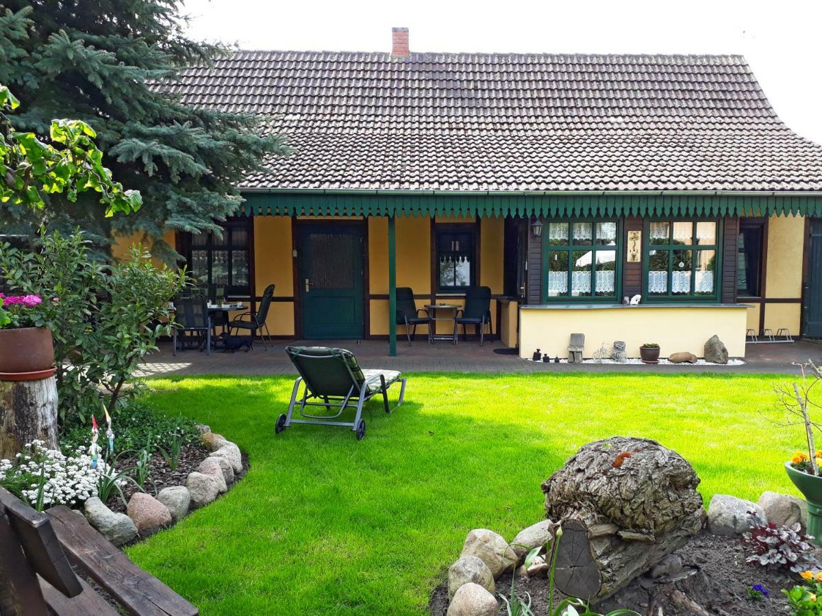 Pension Zum Weissen Hirsch Reitwein Buitenkant foto
